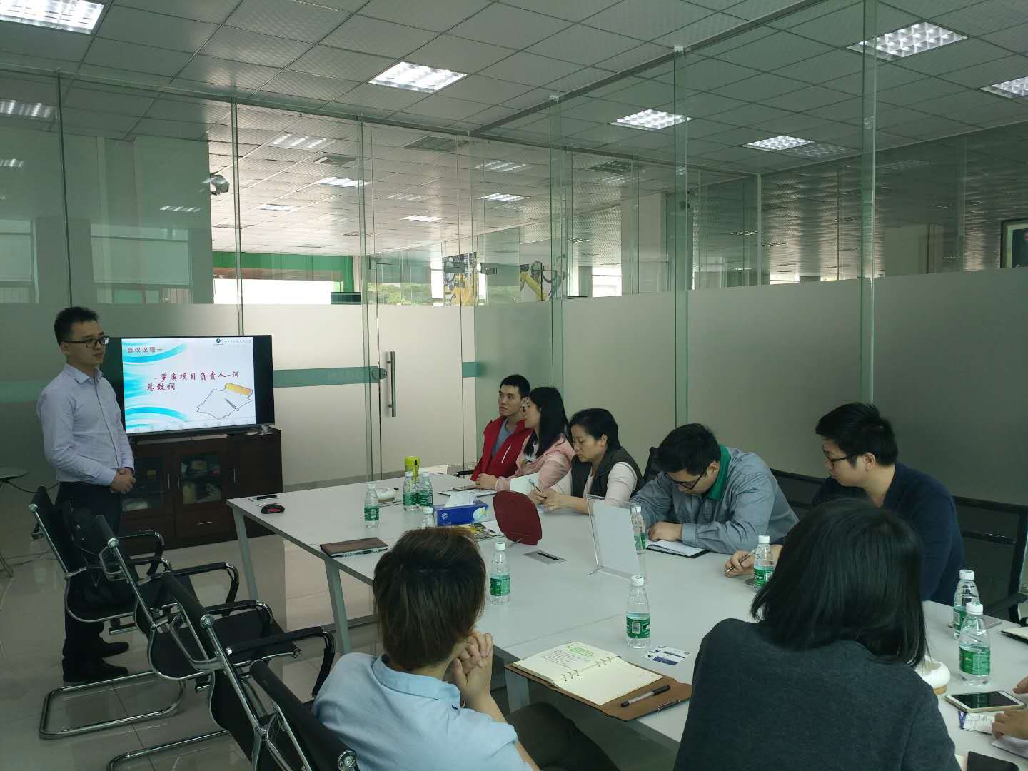 祝贺罗庚机器人签约开云在线登录官网-开云（中国）ERP